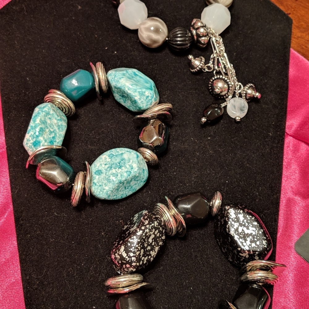 Braclets